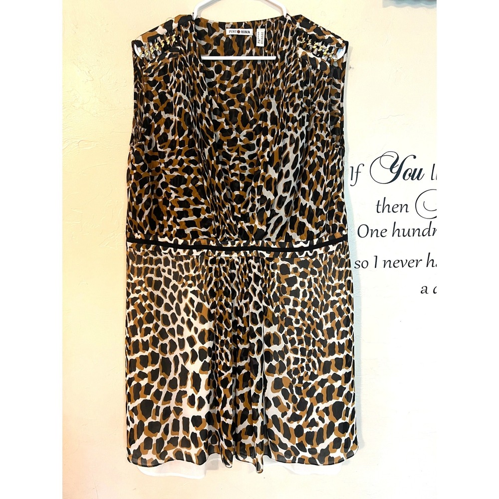 Punt Roma Leopard Print‎ V-Neck Dress Gold Accents Quiet Luxury Animal European
